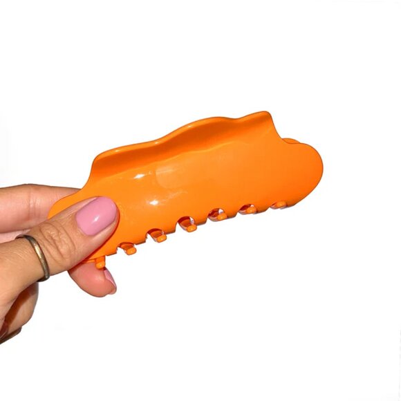 NWT Dream Cloud Light Blue Large Hair Claw Clip - Picture 3 of 5